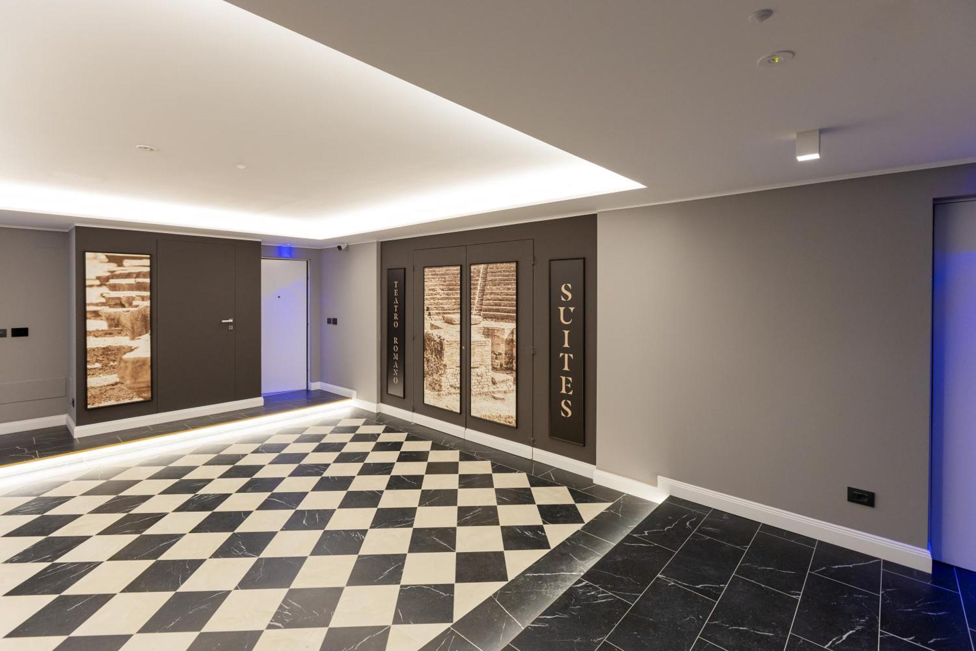 Teatro Romano Exclusive Suites Trieste Esterno foto