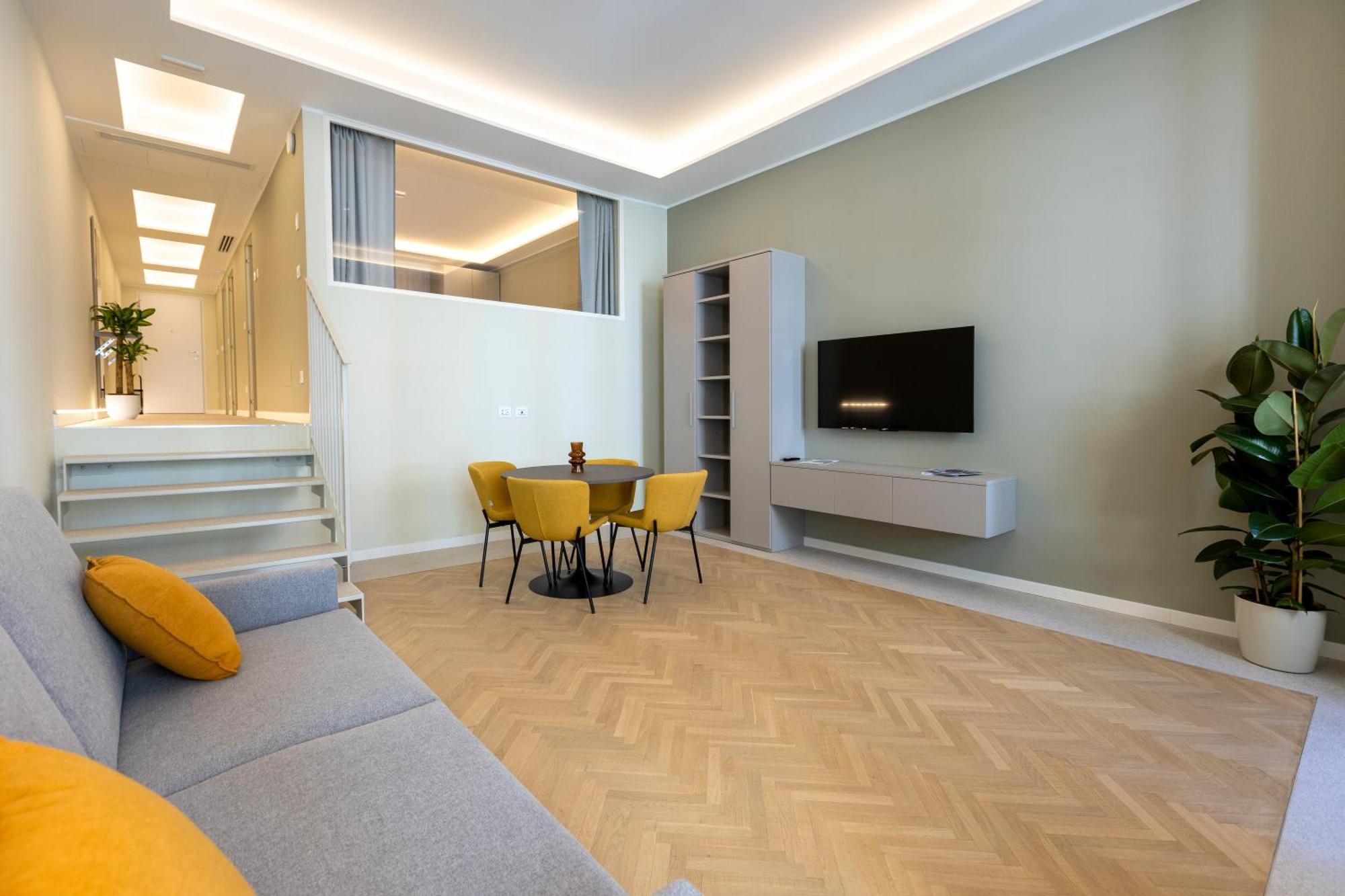 Teatro Romano Exclusive Suites Trieste Esterno foto