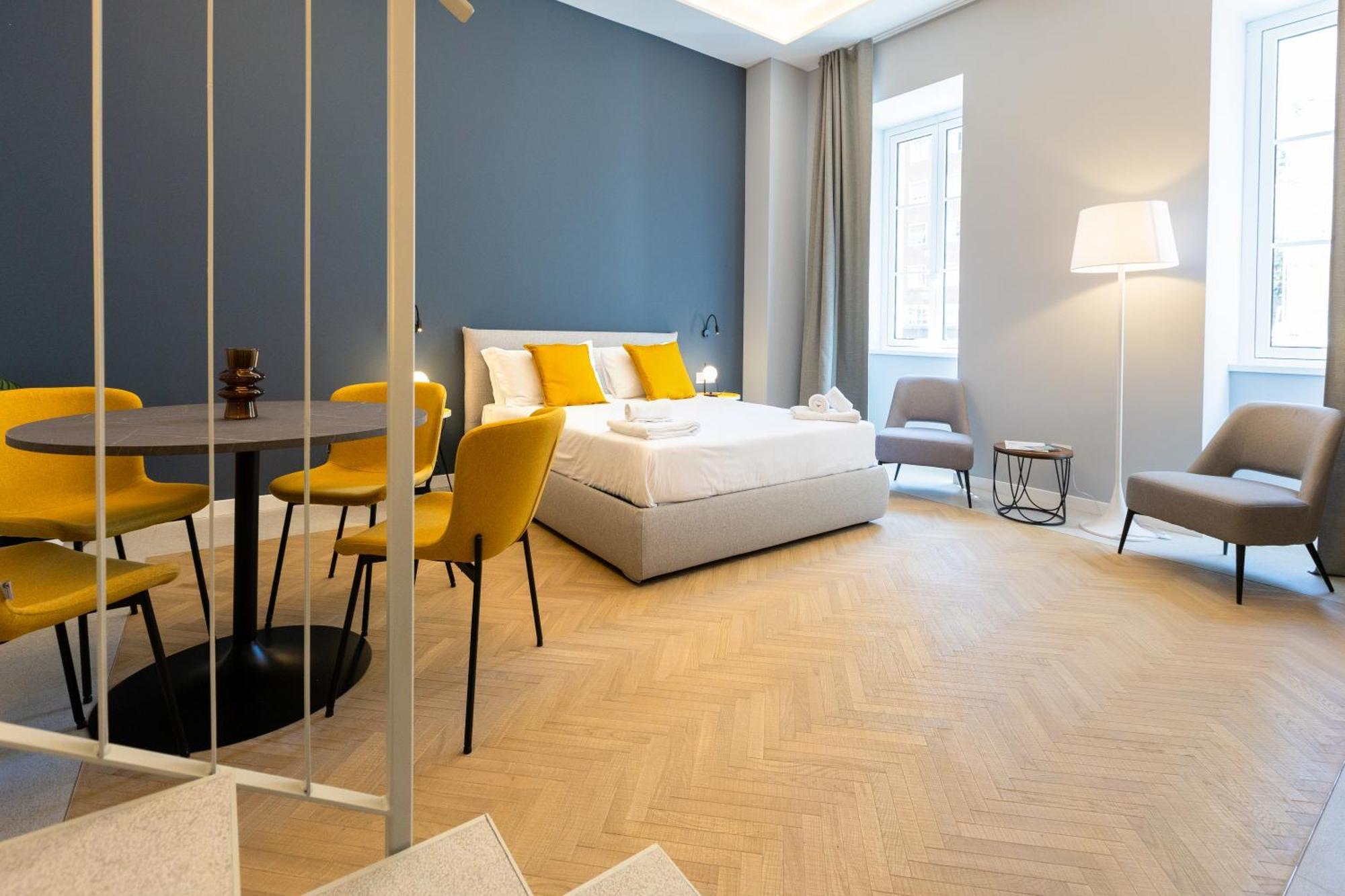 Teatro Romano Exclusive Suites Trieste Esterno foto